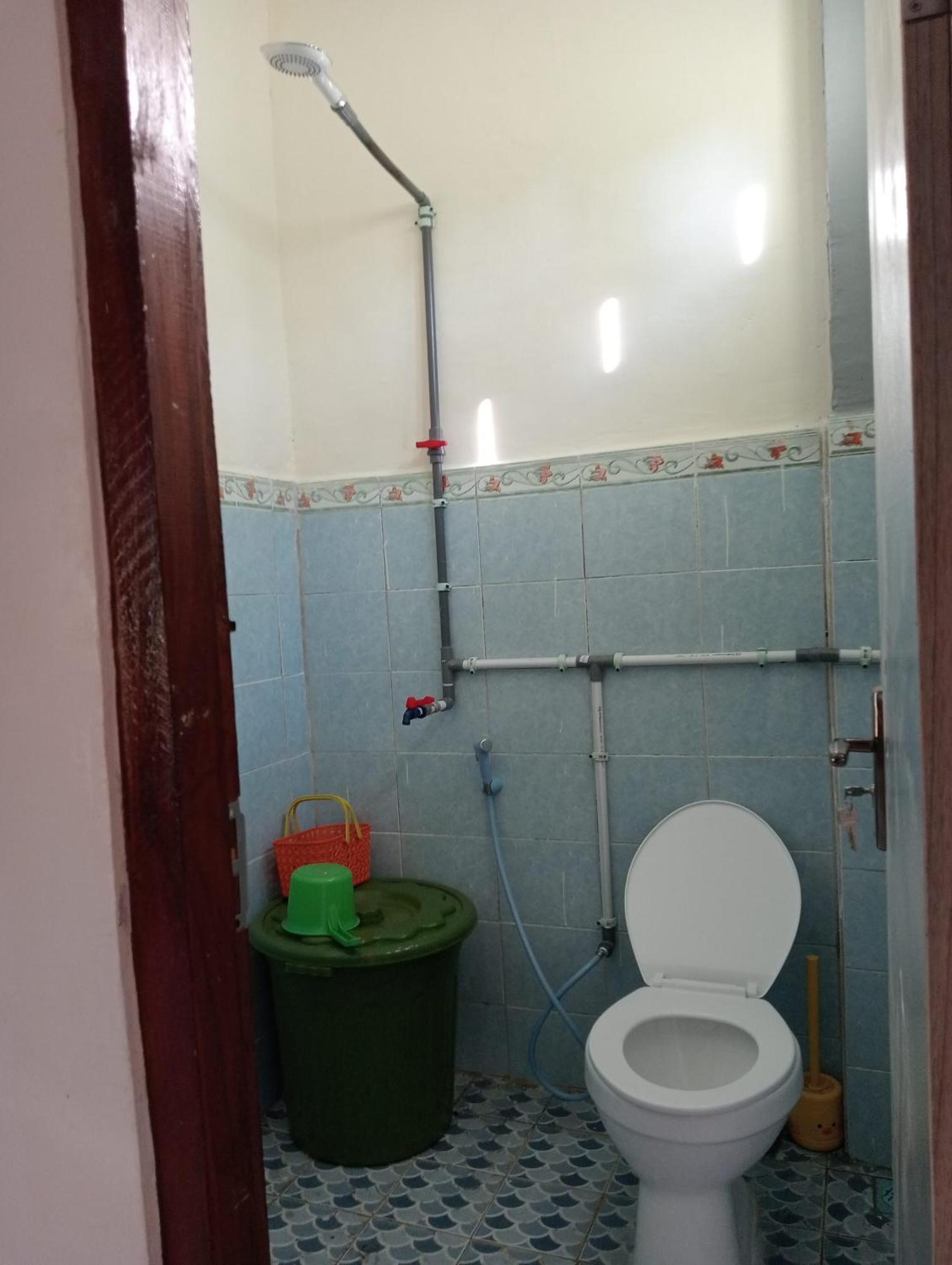 Yusilver Guest House ลาบวนบาโจ ภายนอก รูปภาพ