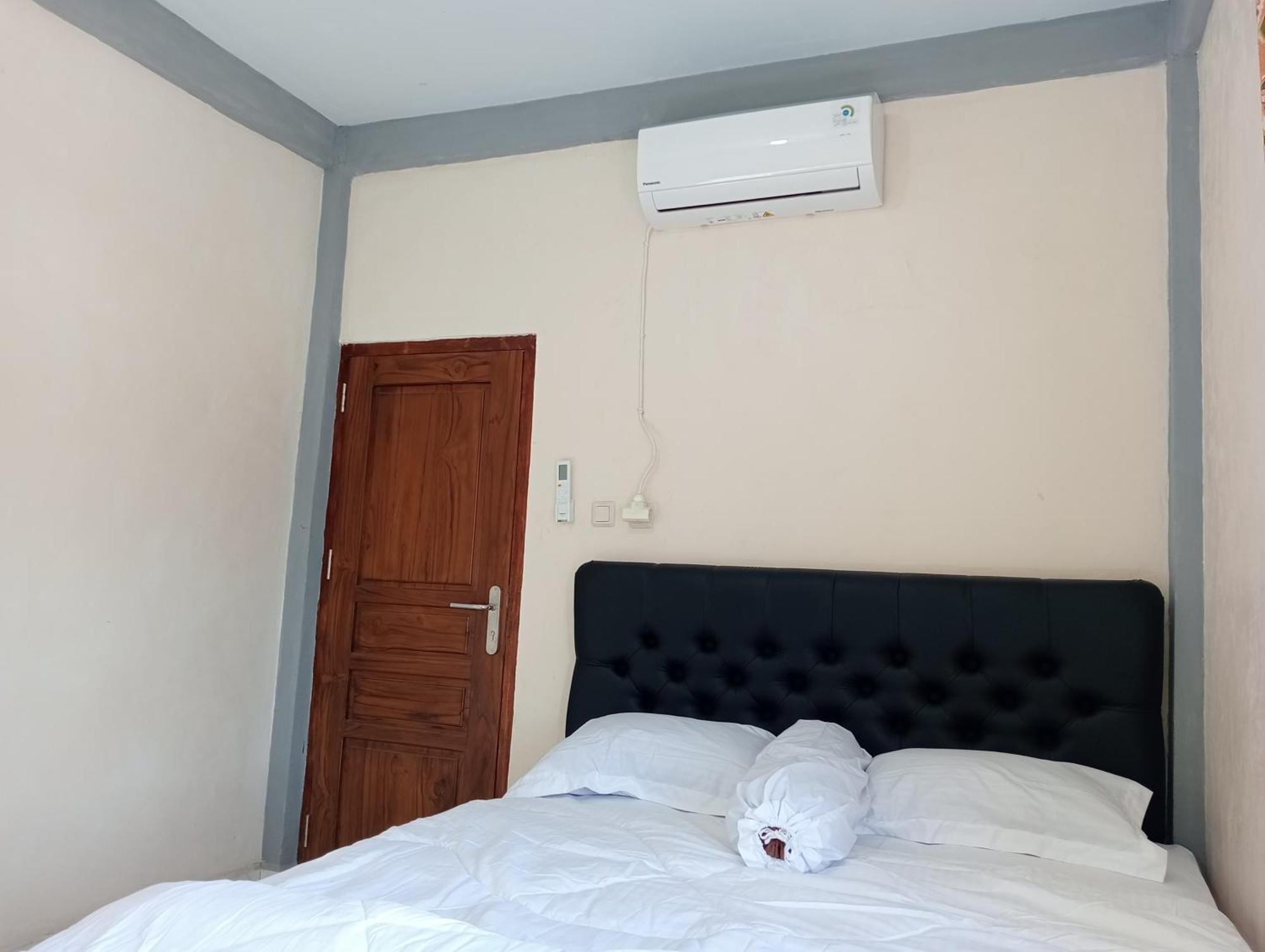 Yusilver Guest House ลาบวนบาโจ ภายนอก รูปภาพ