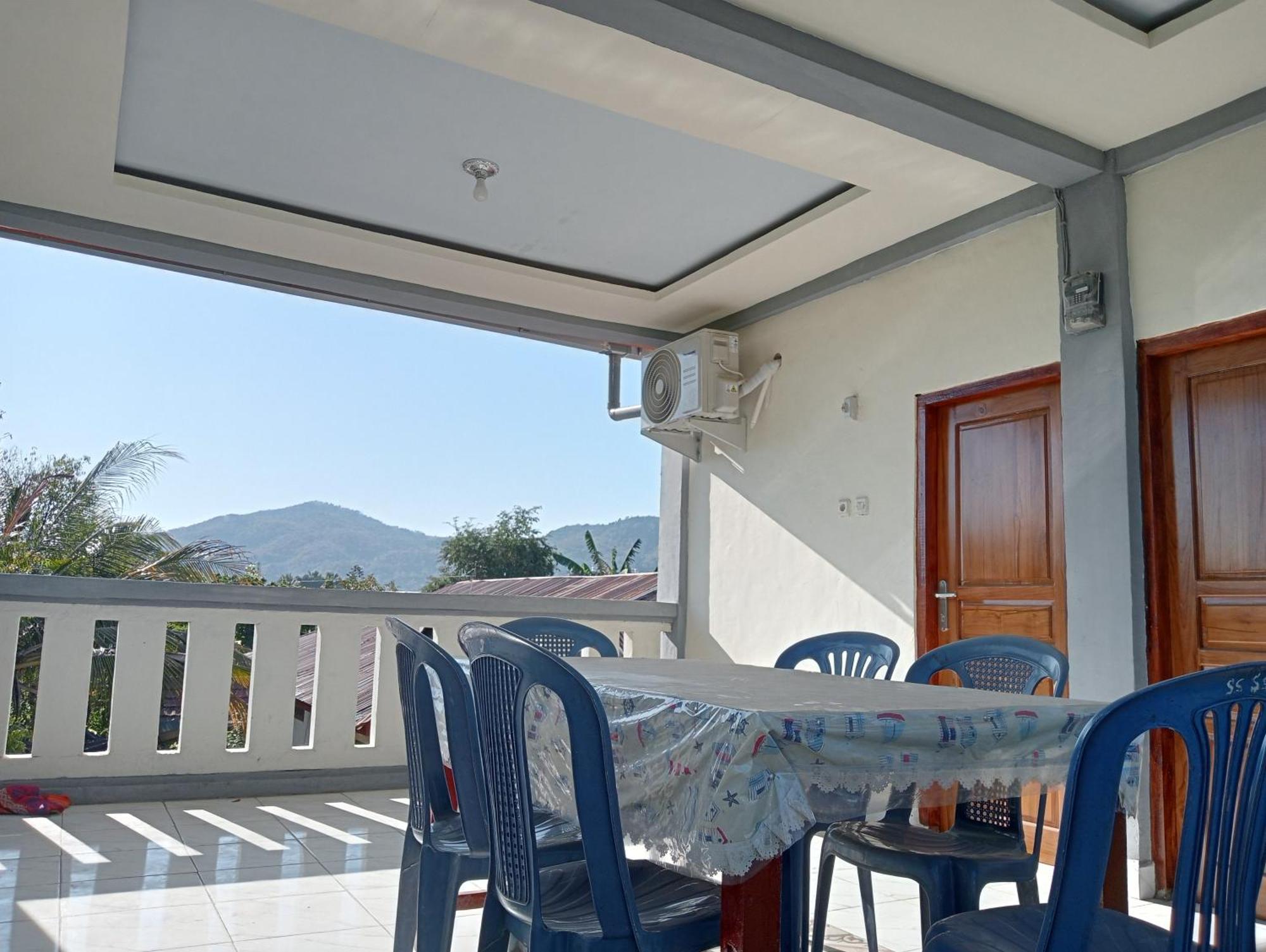 Yusilver Guest House ลาบวนบาโจ ห้อง รูปภาพ